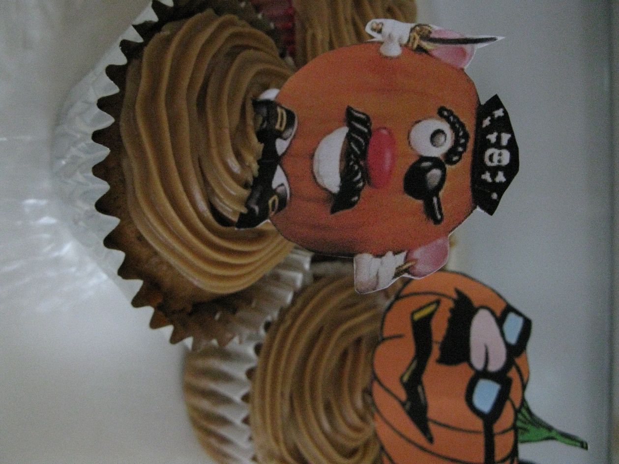 Pumpkin Cupcakes With Brown Sugar Frosting
