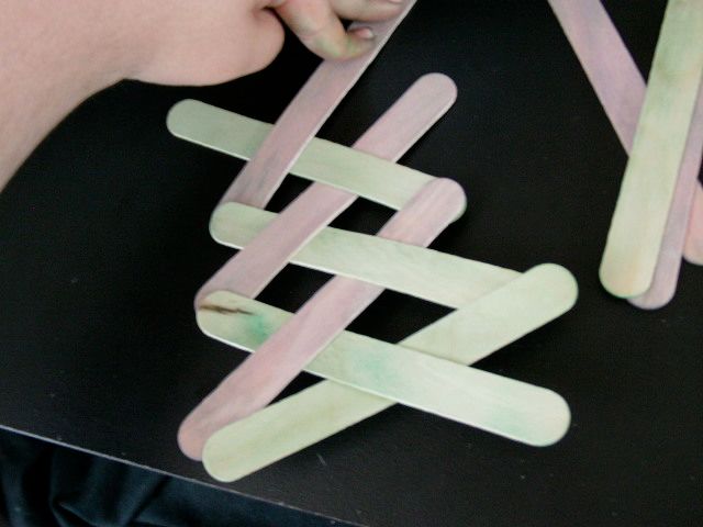Cobra Weave Exploding Stick Bomb : 7 Steps (with Pictures) - Instructables