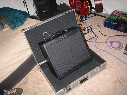 Guitar Amplifier Directivity Modifier