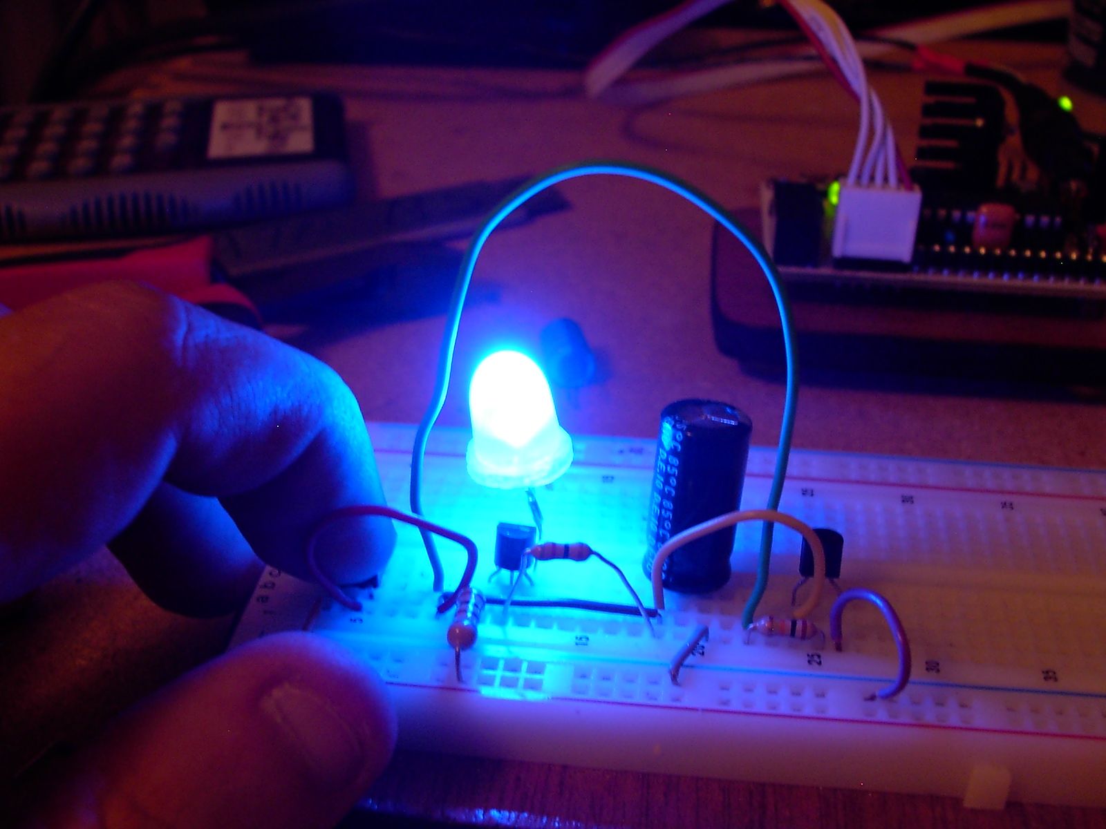 No CPU / MCU Led Pulse-fade