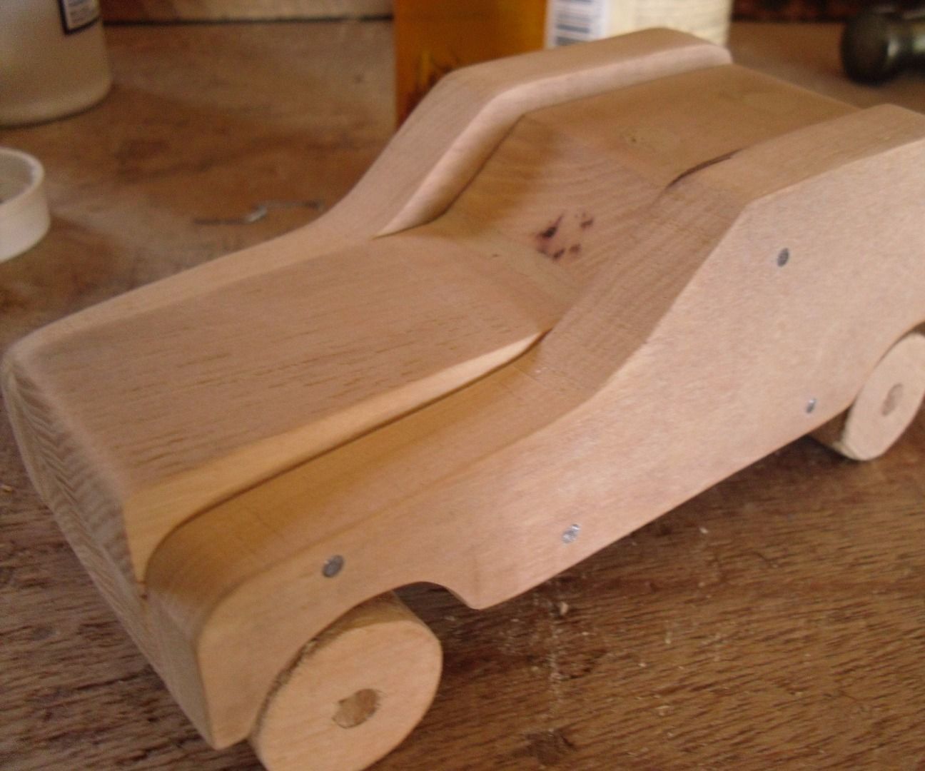 Build a Wooden Car From Old Pallets!