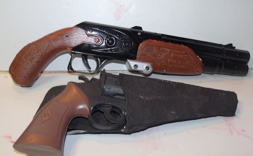 Hacking Toy Firearms for Halloween Costume