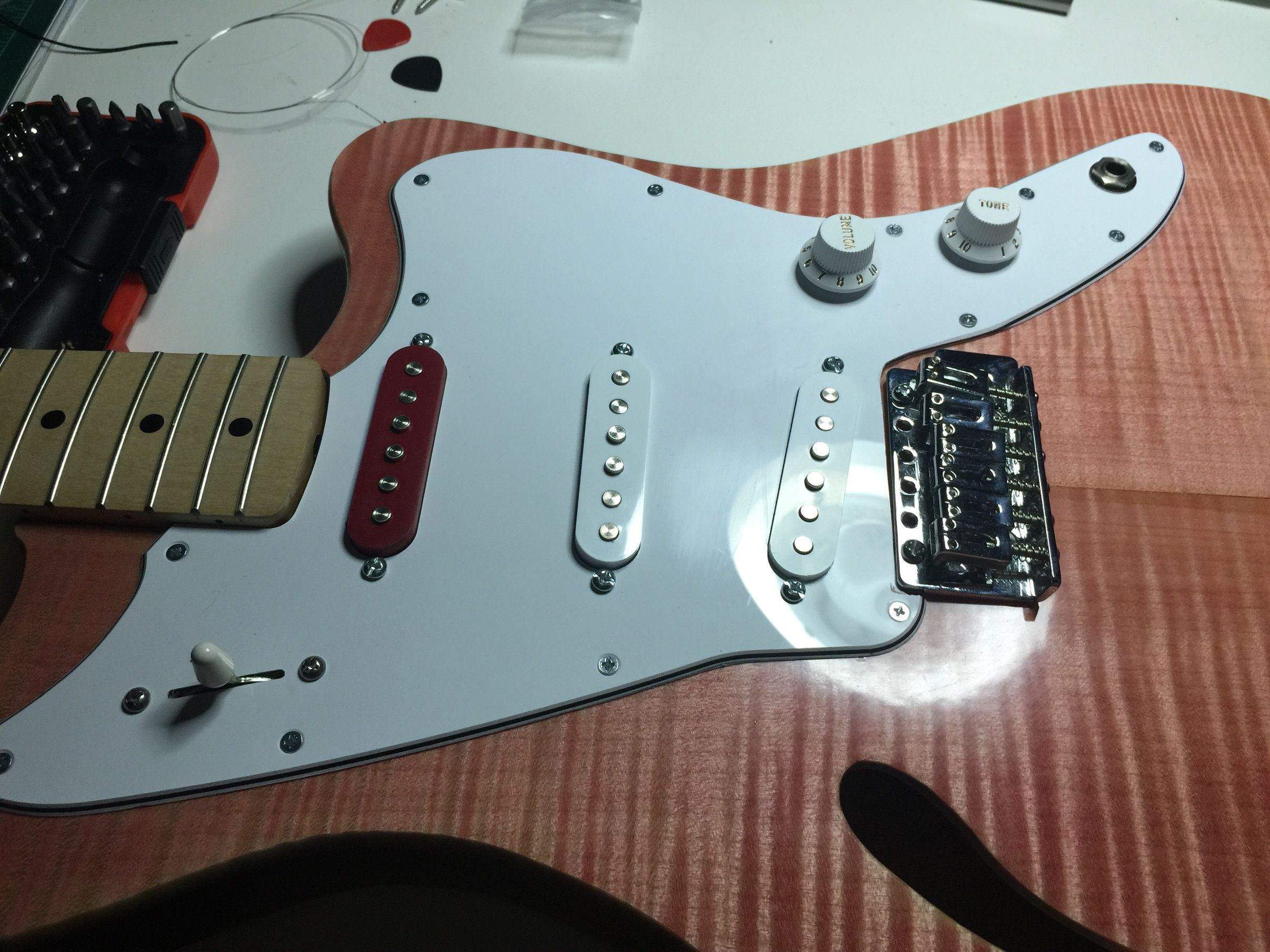 Build a Semihollowbody Electric Guitar 9 Steps (with Pictures