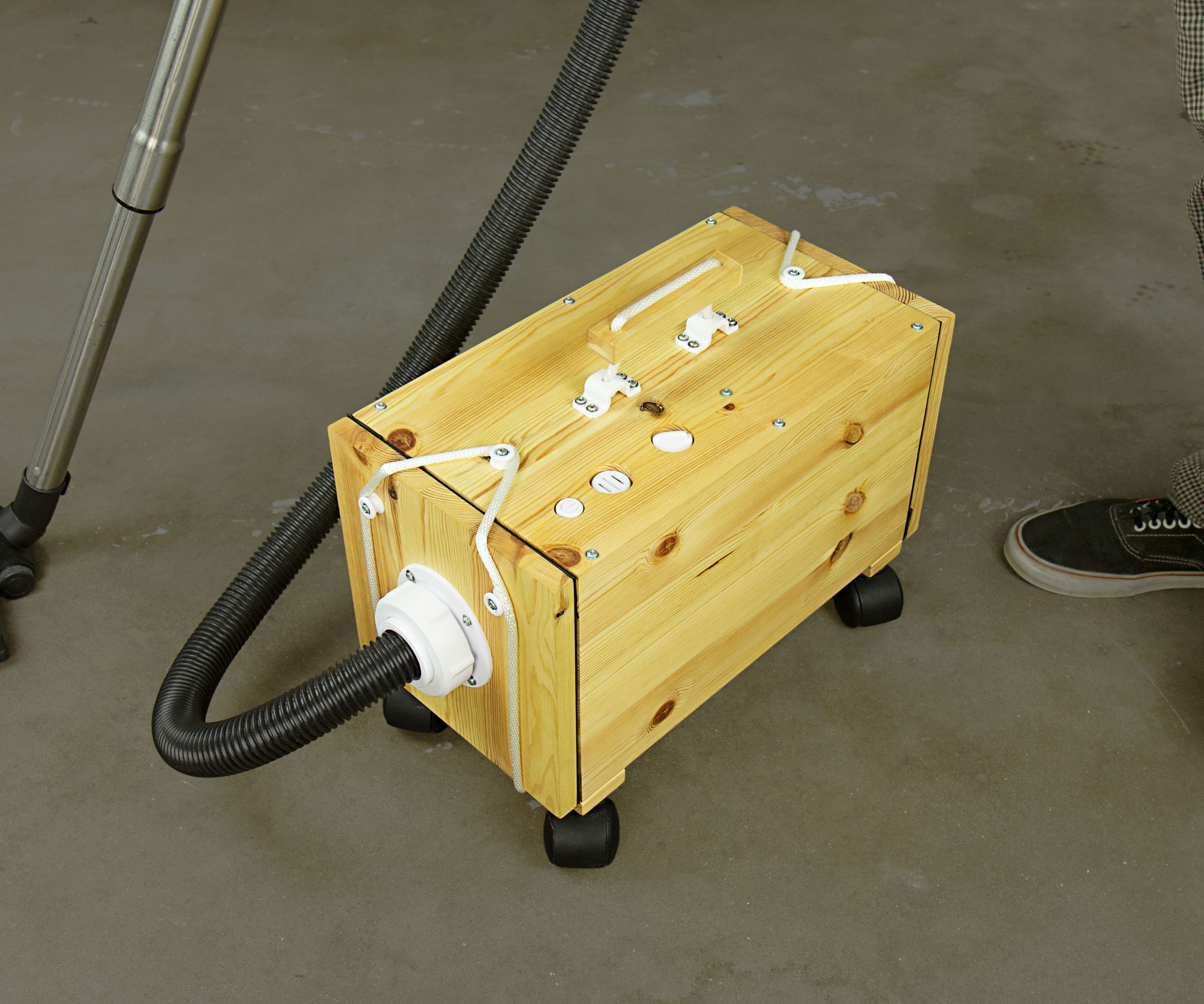 Tenok - the Adaptive Vacuum Cleaner