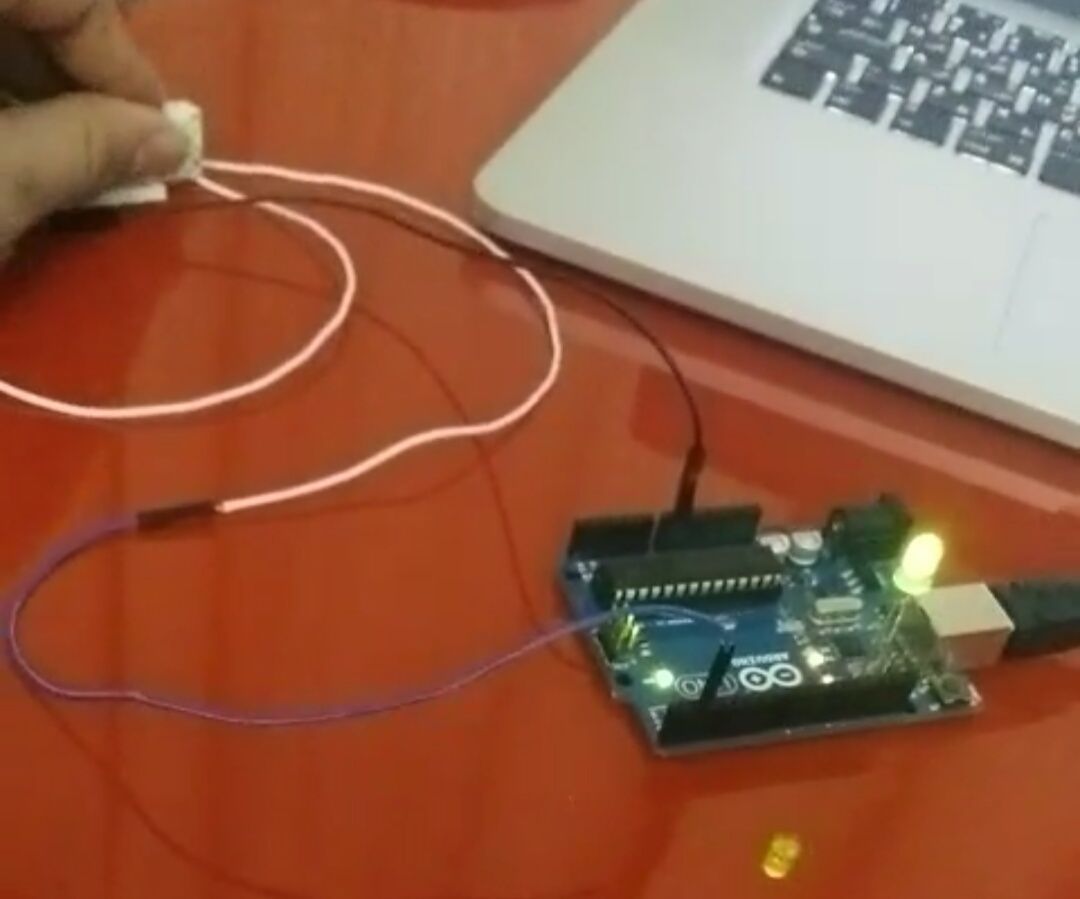 Magnetic Door Sensor and Arduino