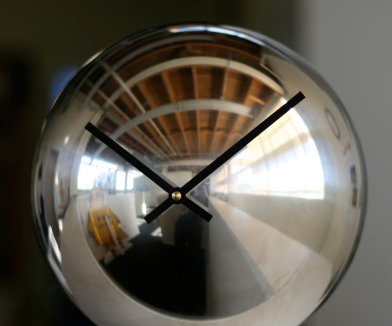Mirror Ball Clock