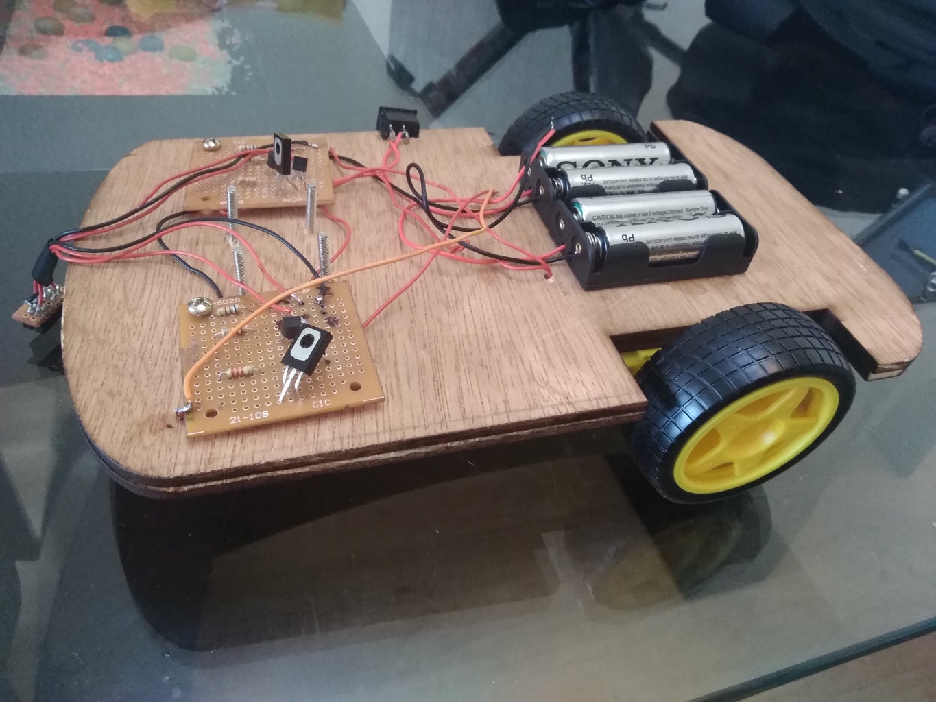 Robot Black Line Follower : 7 Steps (with Pictures) - Instructables