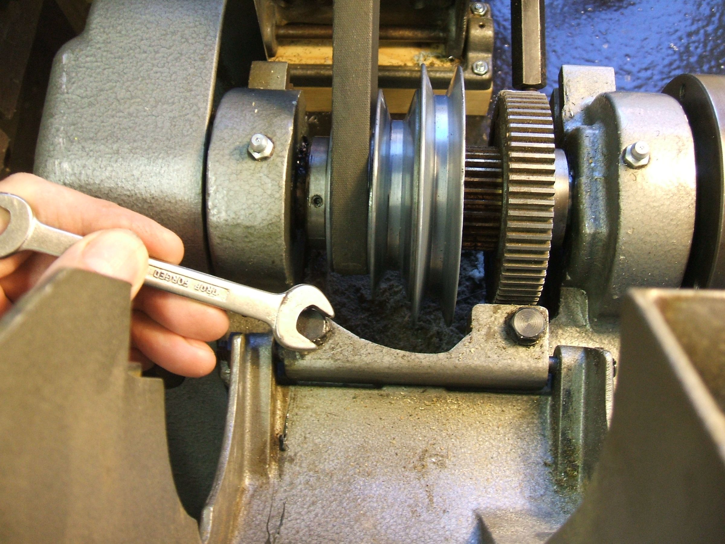 Stripping a Myford ML10 Lathe (Speed 10) Headstock Taper Roller