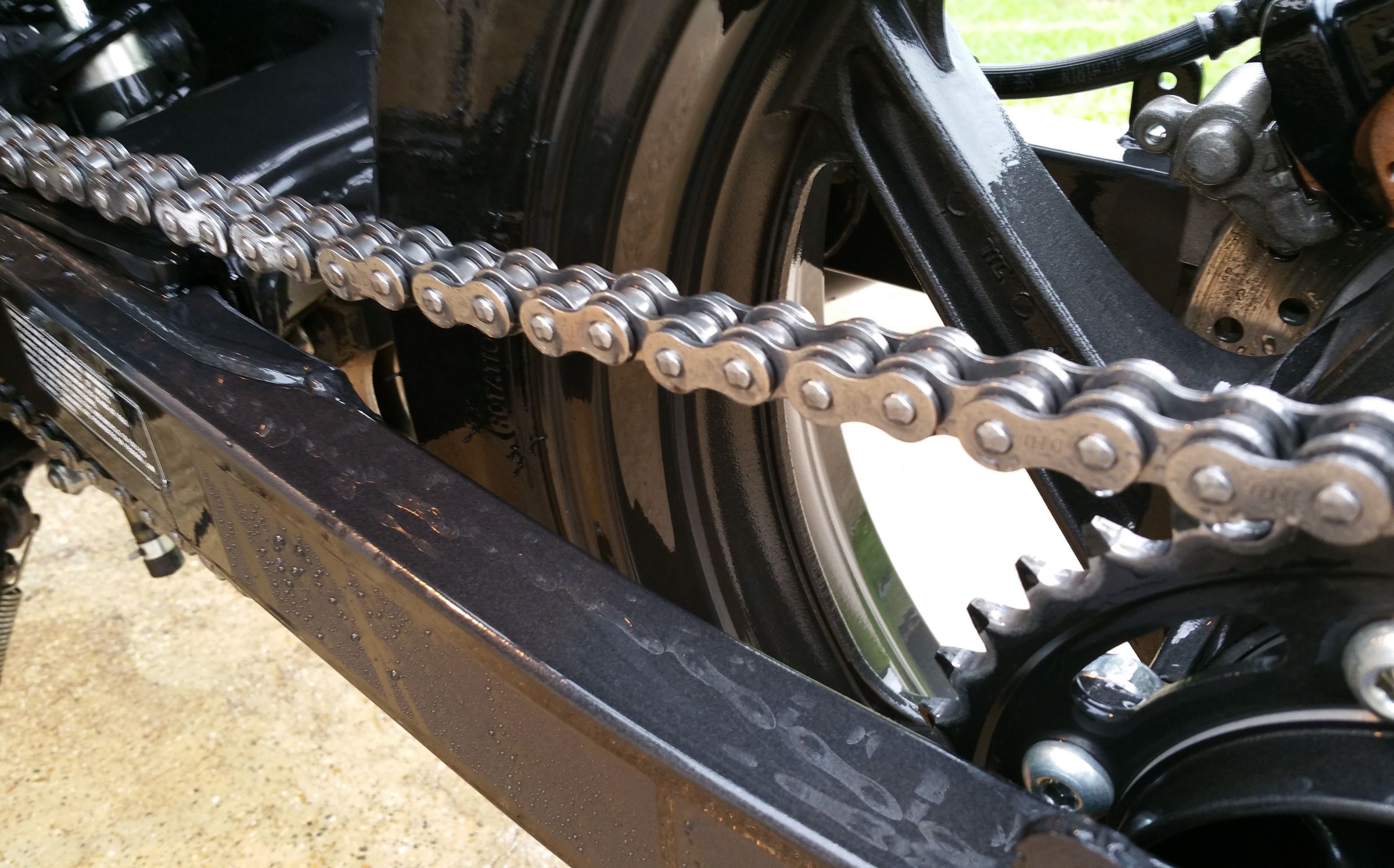 How to Clean, Lubricate, and Wax a Motorcycle Chain 7 Steps (with