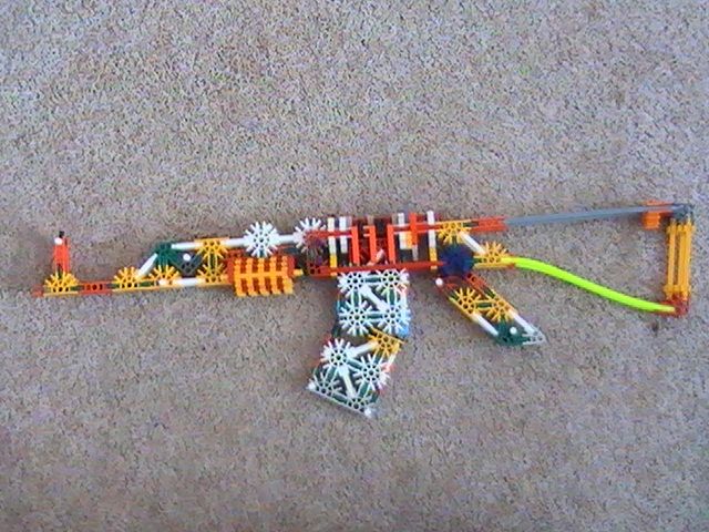 TheDunkis's Realistic Knex AK-47 (with Detacheable Magazine)