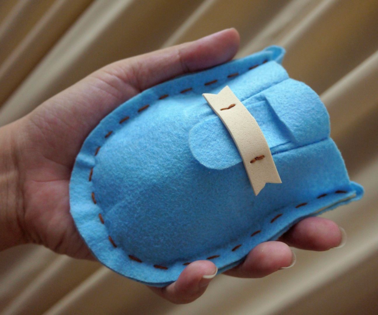 Make a Pouch for Your Wireless Mouse