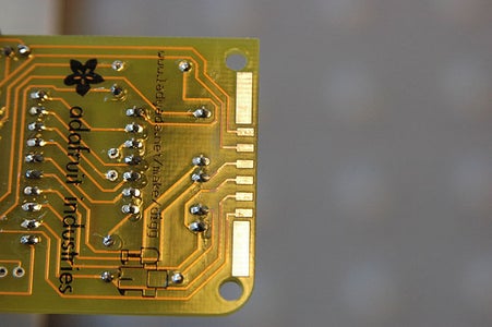 Prepare the 6-Pin Connector