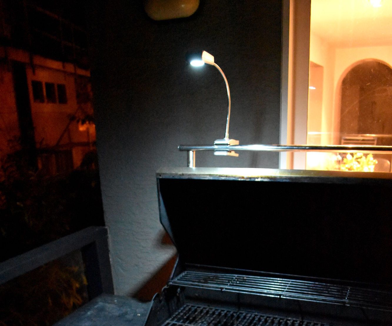 Automatic LED BBQ Light