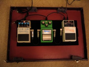 How to Make a Pedal Board Out of an Old Briefcase 