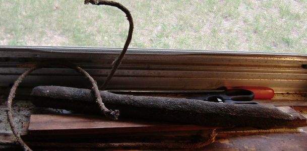 How to Repair the Weight and Rope Mechanism in Old Fashioned Wood ...
