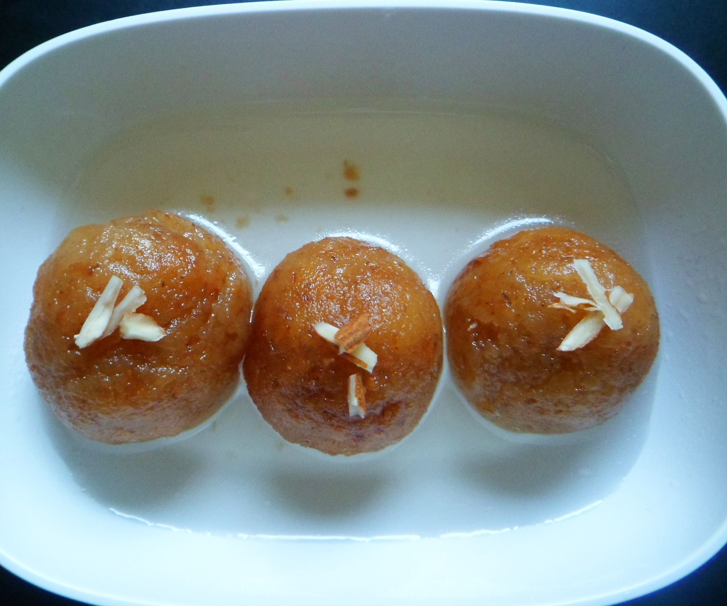 Bread Gulab Jamun