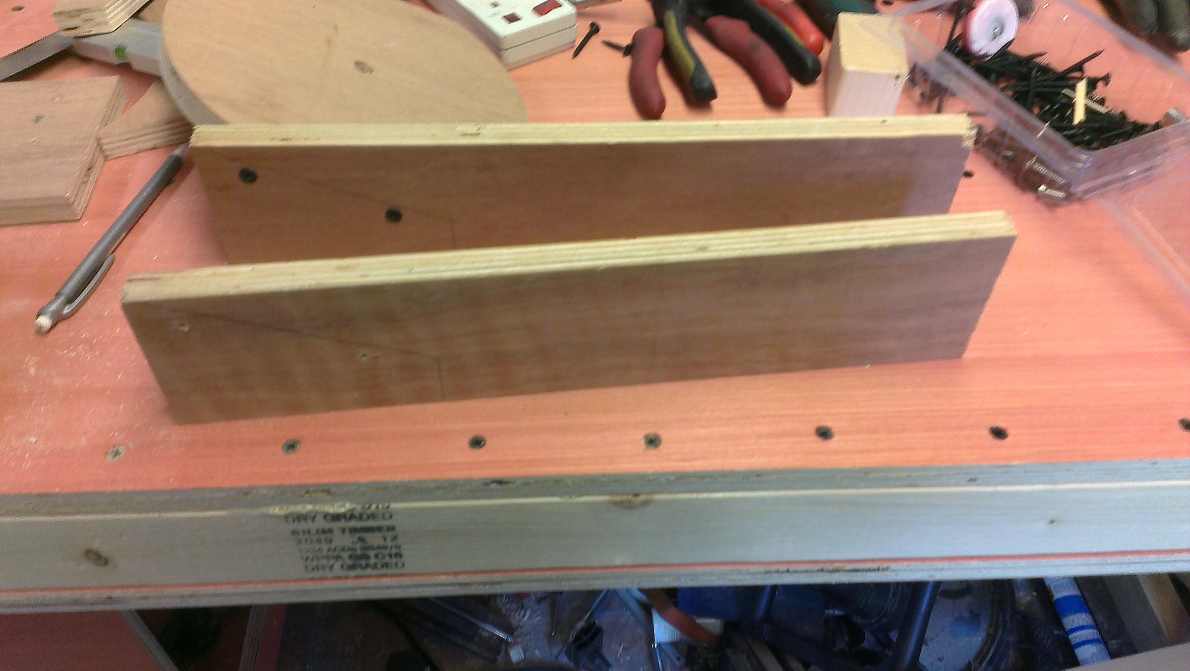 Demijohn Carboy Tilt Device ( a Simple Way to Not Waste Any Booze) 3