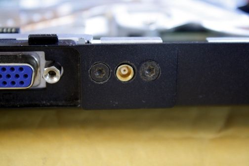 Add a MCX Type Antenna Socket to a Dell Inspiron 1501