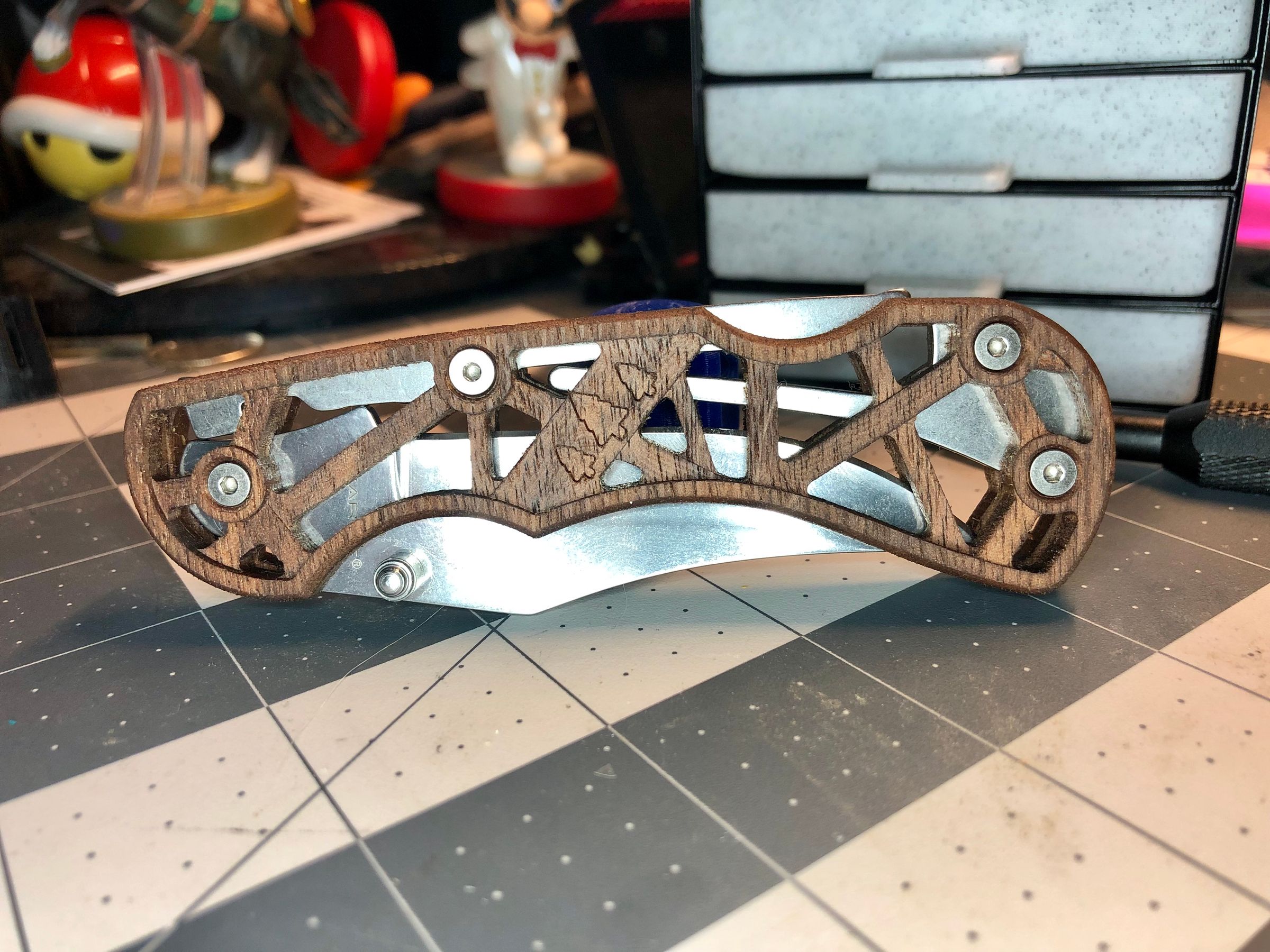 3 Ways to Finish Wood (Knife Scales) 7 Steps Instructables