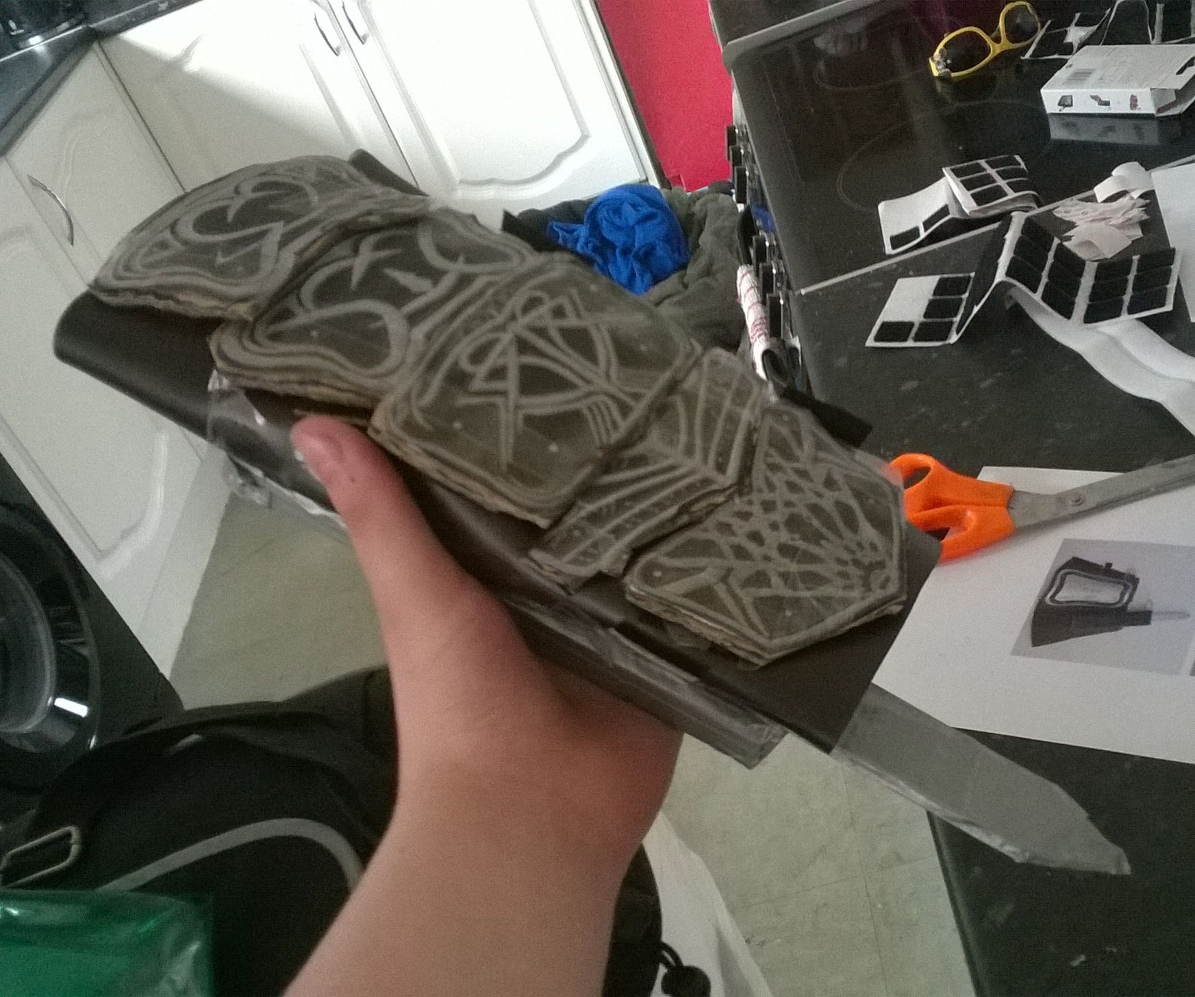 Making Altair's Gauntlet From Household Materials