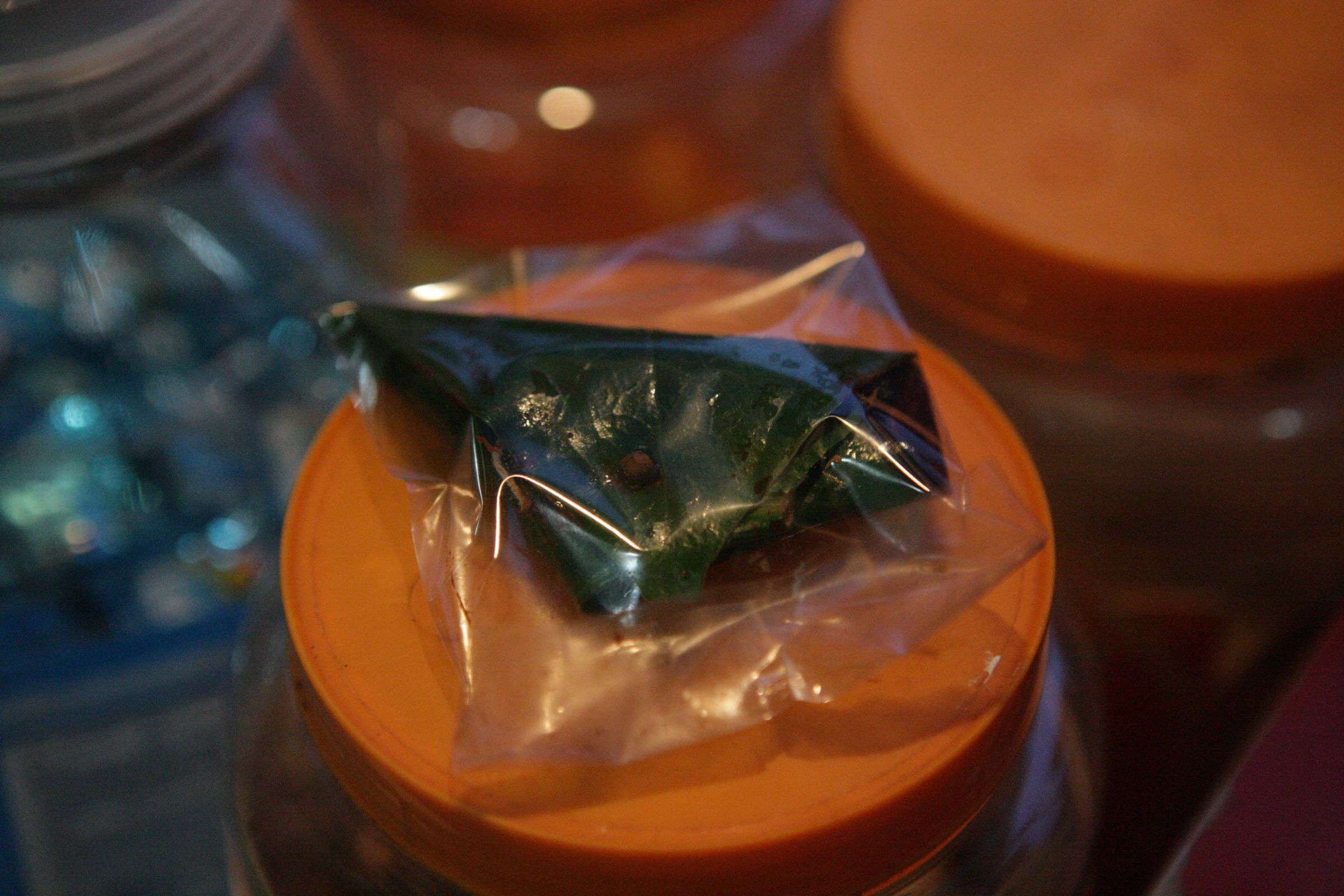 How to Make Plain Paan (Saada Paan)