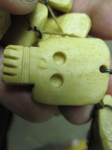 Carved Bone Skulls From Bone Scraps (+Video)