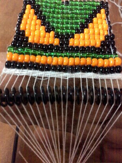 Bead Loom Bracelet : 8 Steps (with Pictures) - Instructables