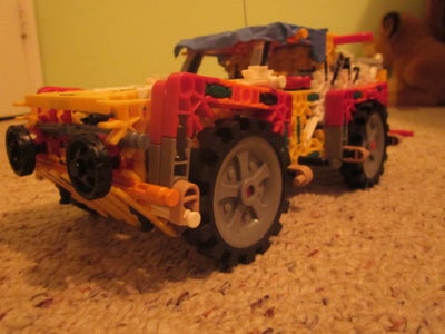 Knex Remote Control 4WD "Off Roadster"