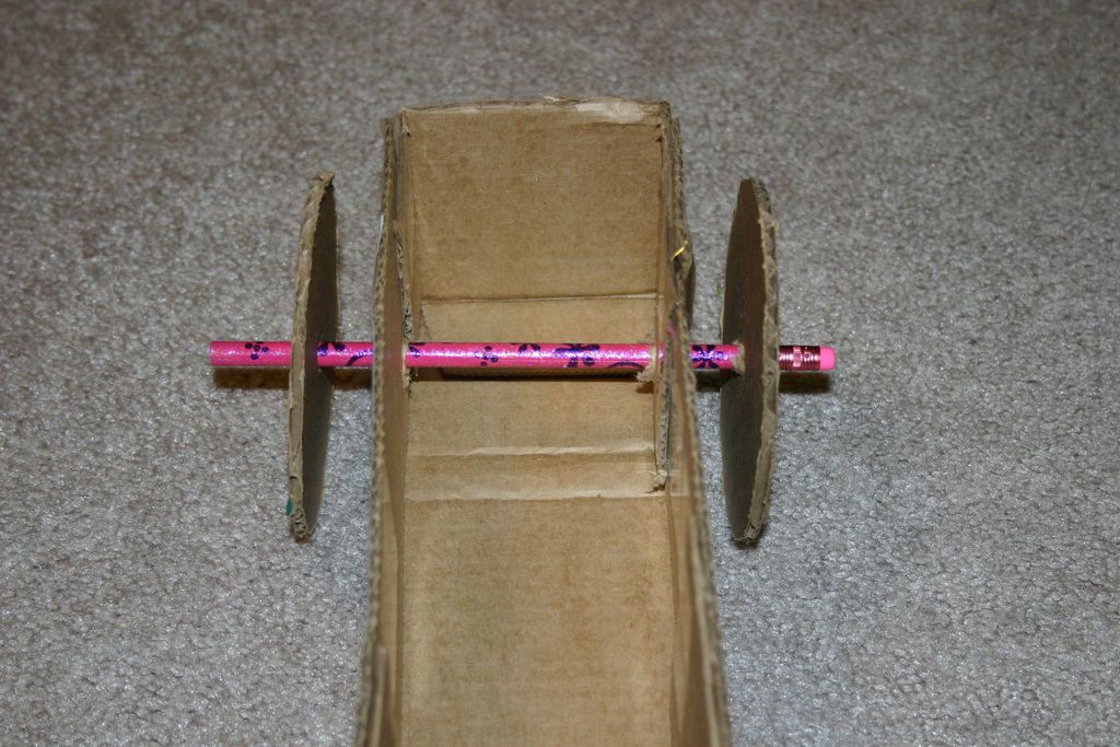 Rubber Band Powered Cardboard Car : 10 Steps - Instructables