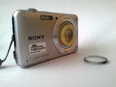 Interchangeable-lens Digital Cameras