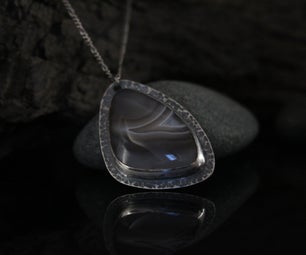 Hammered Silver Agate Pendant