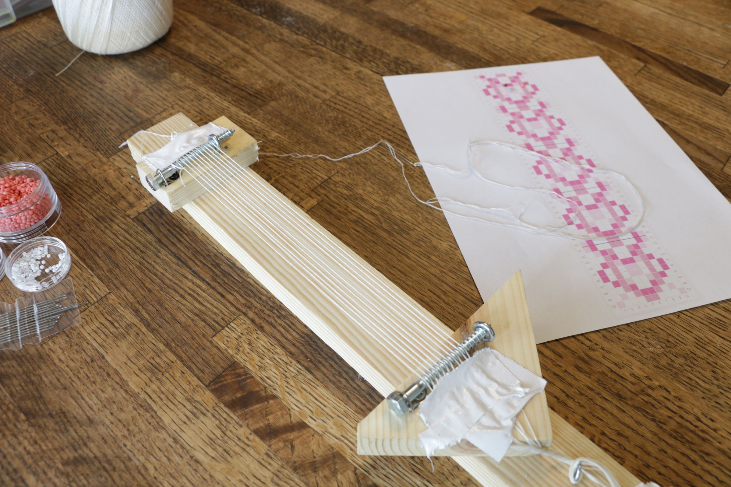 Simple Bead Weaving Loom & Bracelet 4 Steps (with Pictures) Instructables