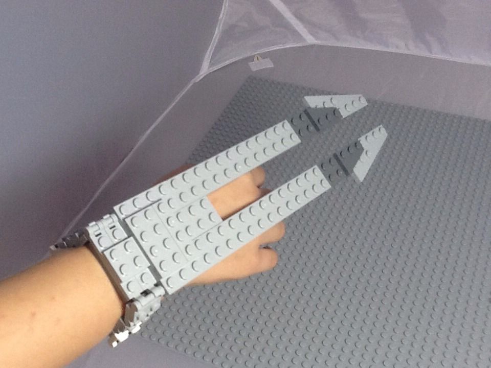 How To Make Lego Predator Wristblades You Can Wear!