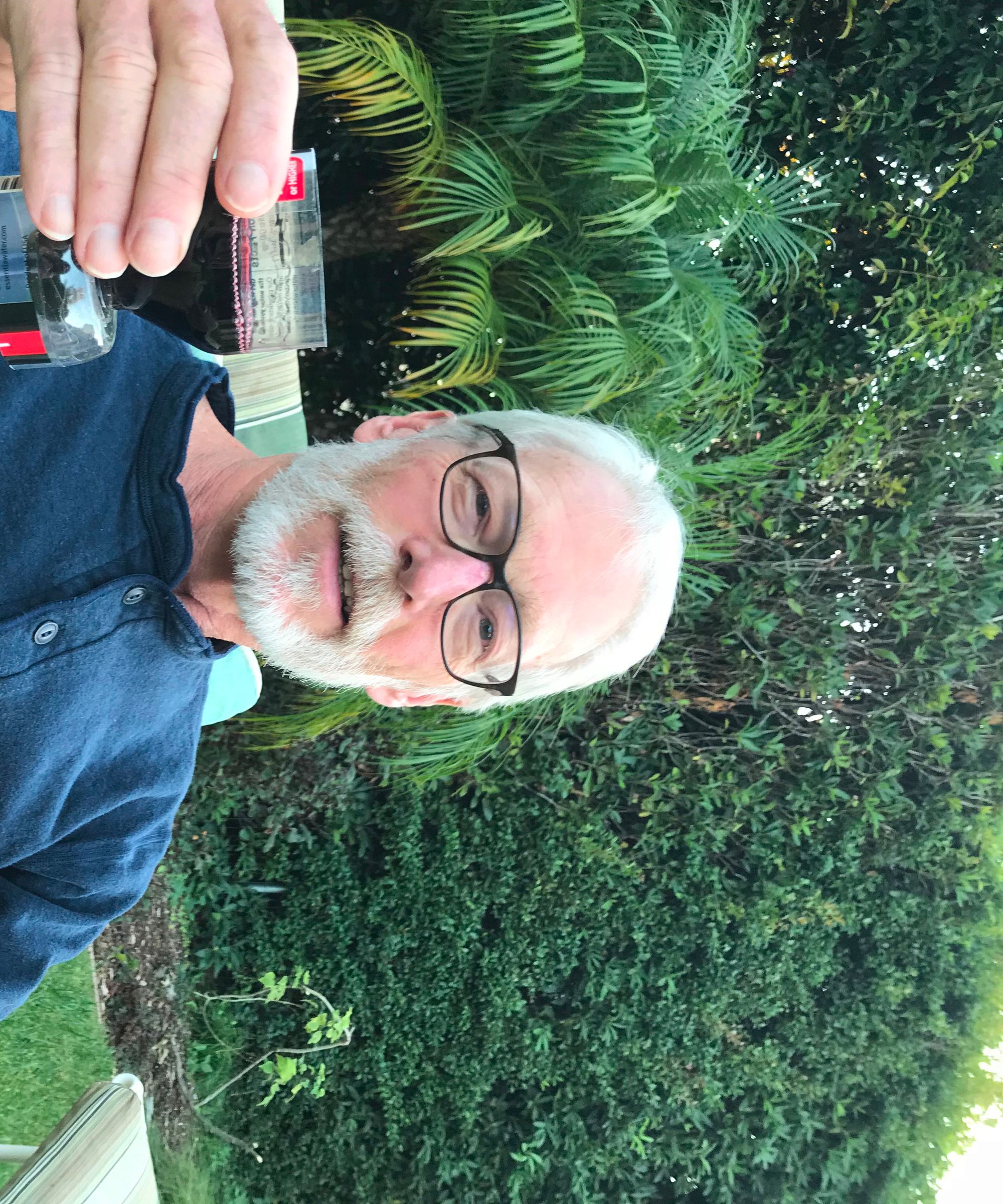 Turn a Water Bottle Into a Wine Glass