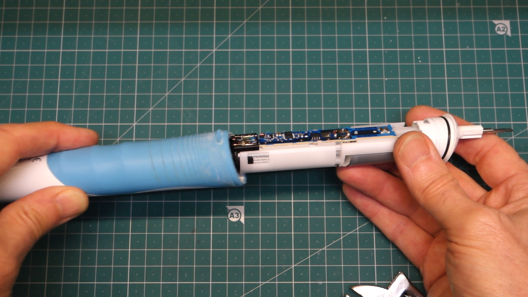 Electric shop toothbrush battery
