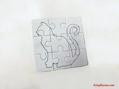 Trace Silhouette Onto Puzzle