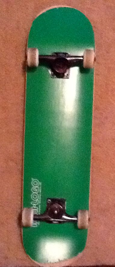 Fun Project for a Rainy Day Numero Uno: Repaint That Ol' Skatedeck You've Got Lying Around