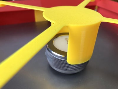 スピーカーを取り付ける