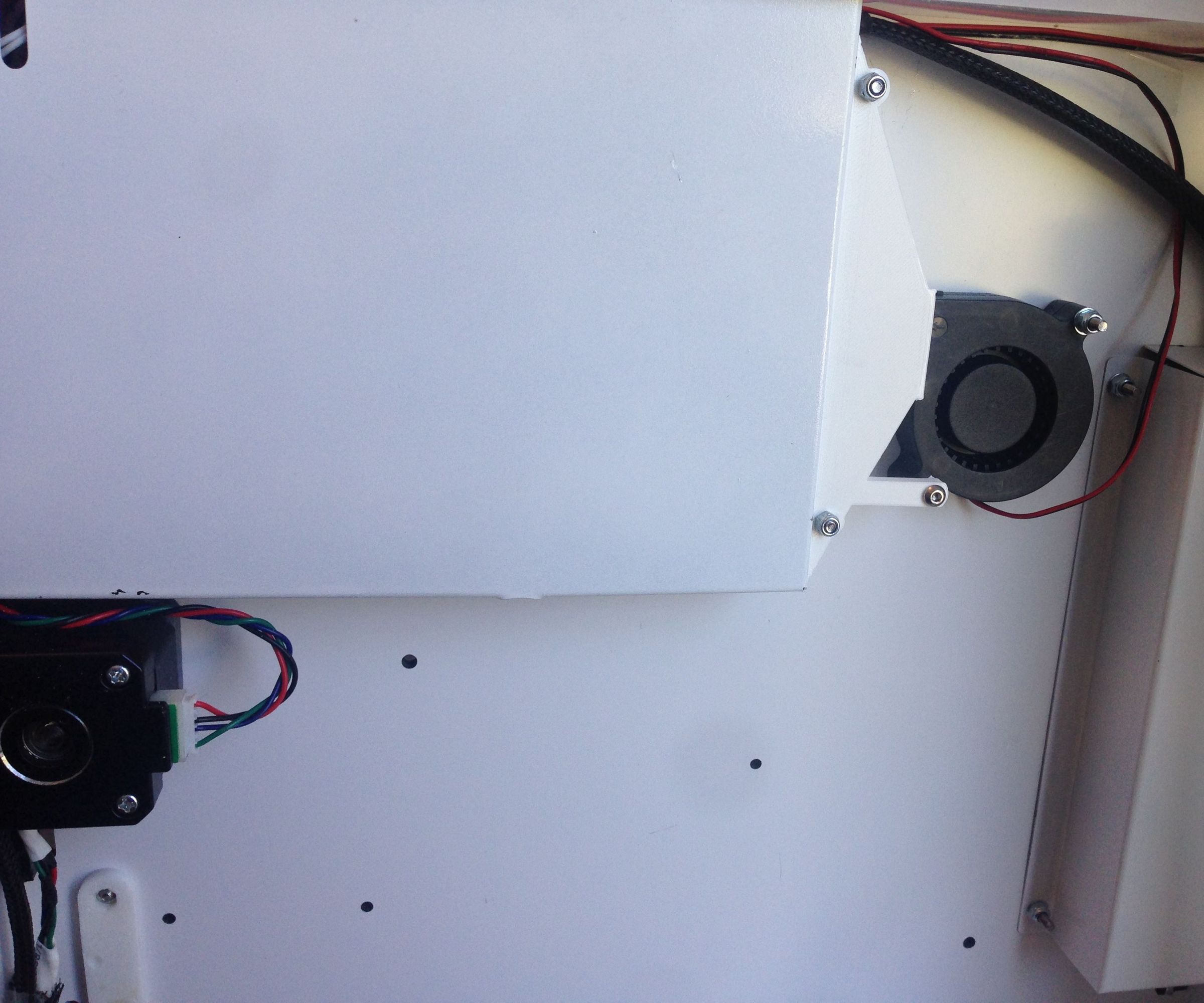 Ultimaker 2 – Use 5v controlled fan to also get a 24v controlled fan.