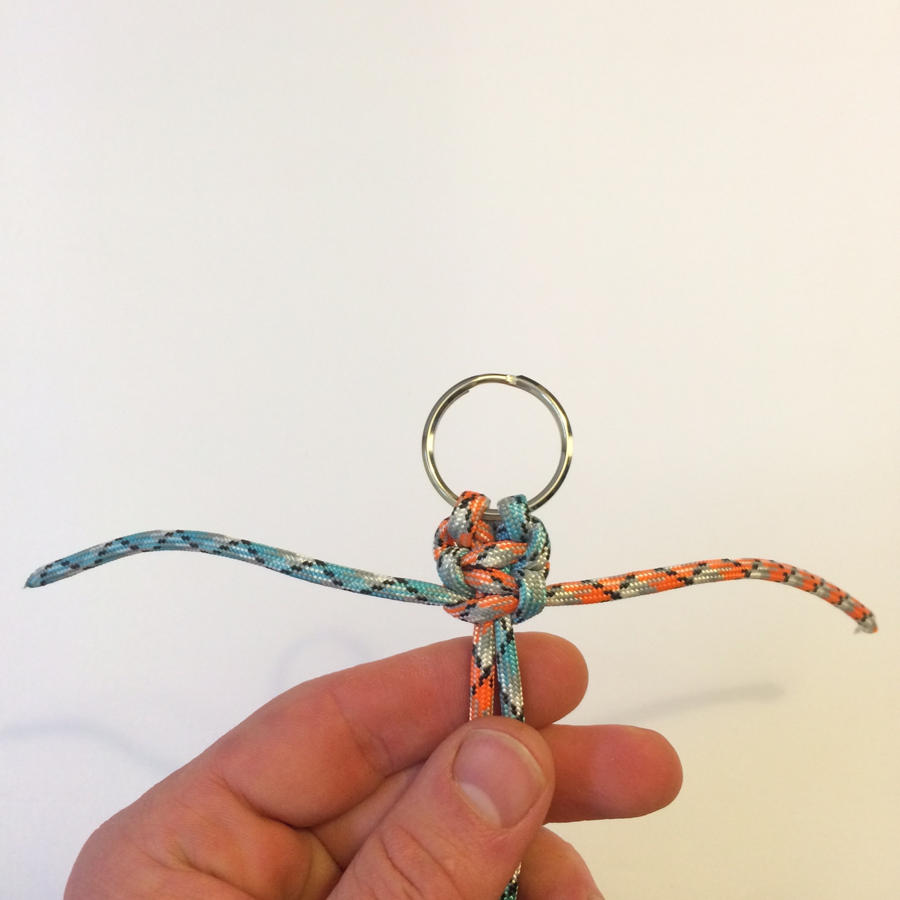 Paracord Lanyard 4 Steps (with Pictures) Instructables