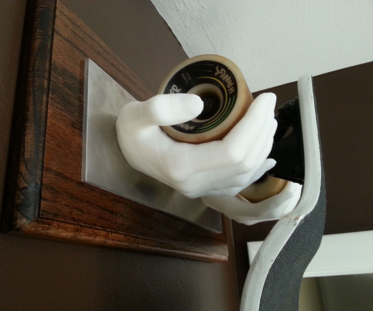 Scanned Hands Long Board Holder