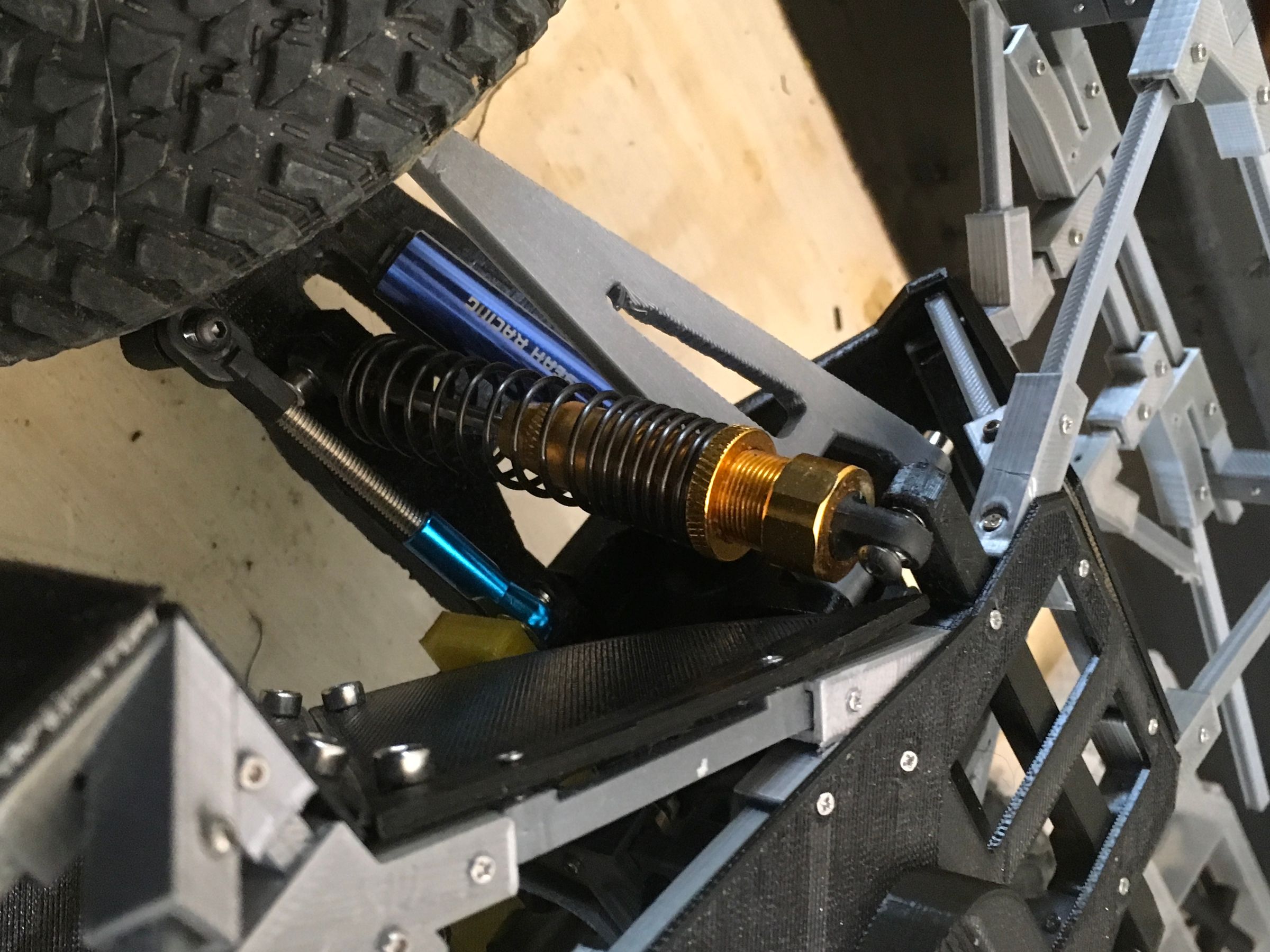 3D Printed 1/10 Remote Controlled Trophy Truck | Scale RC Suspension ...