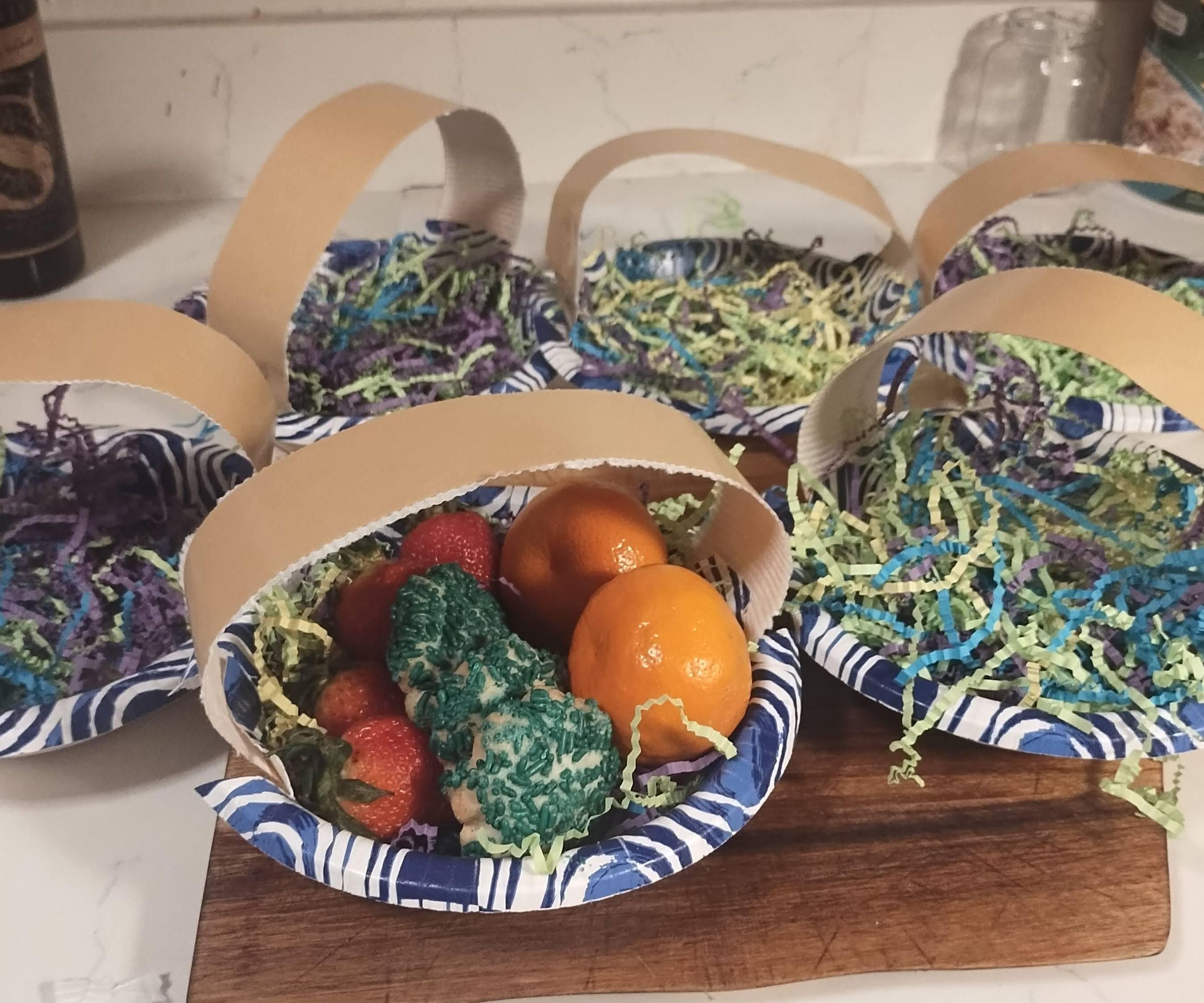 Simple Compostable Basket for Easter & Purim