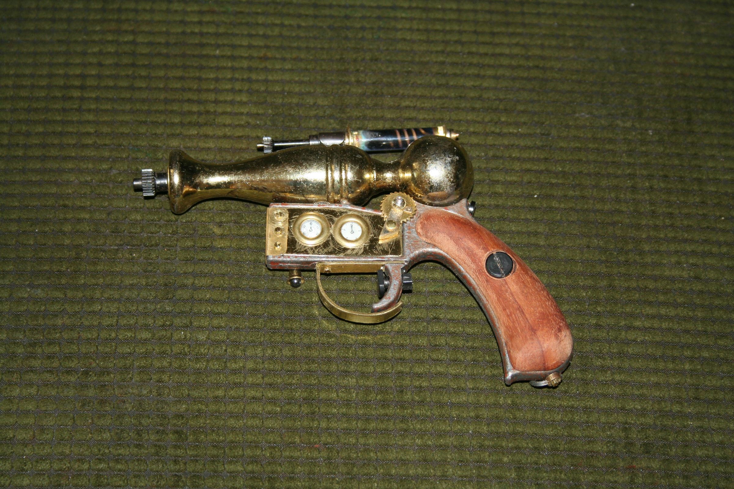My First Steampunk Gun...thinking of Calling It Professor Mallorn's Abrogate Stream Impeller