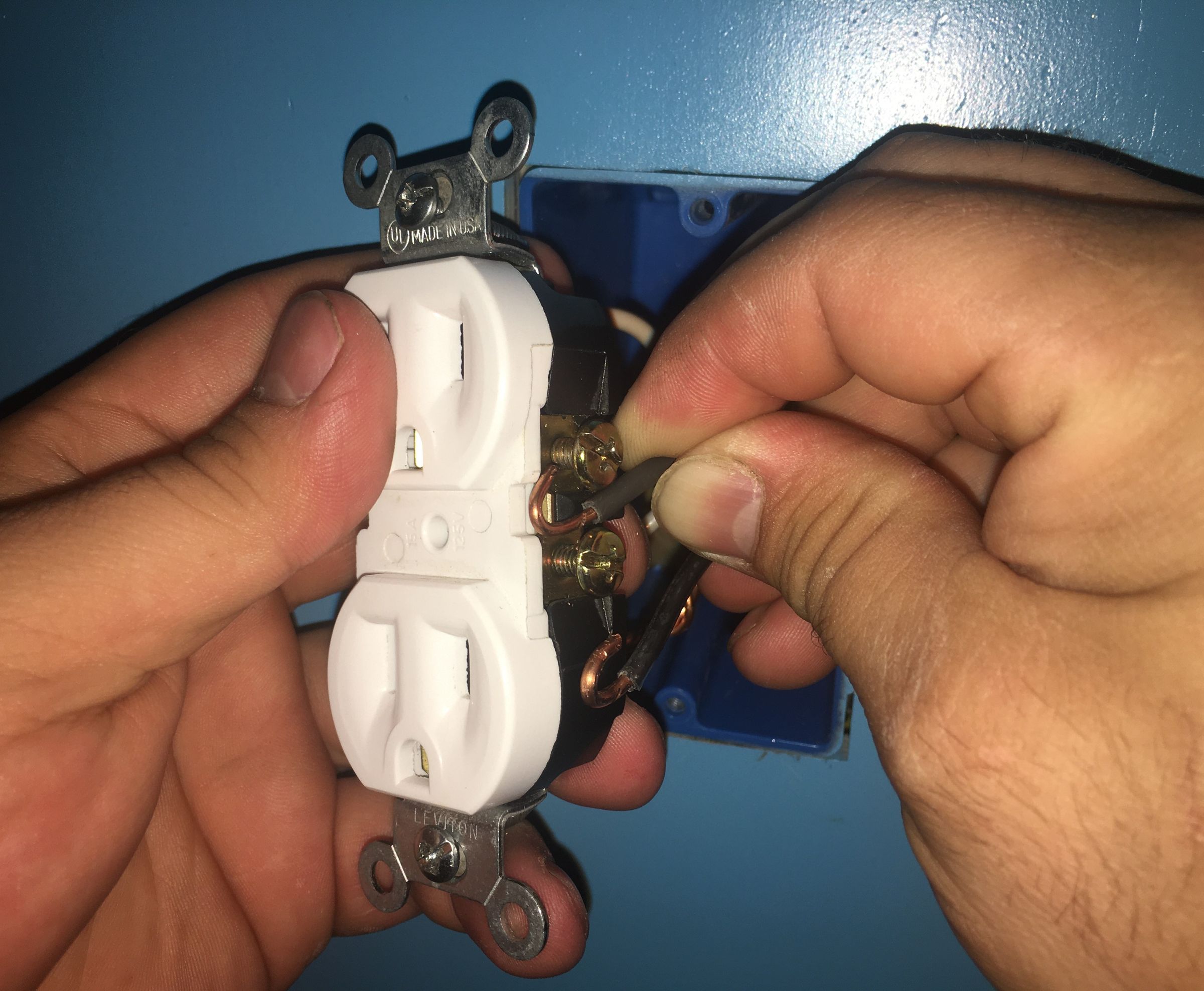 Replacing Outlets 13 Steps (with Pictures) Instructables