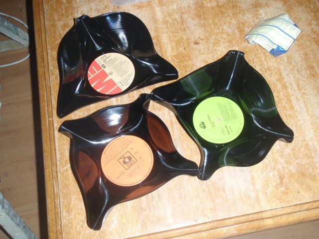how to make a bowl/frisbie out of an old record