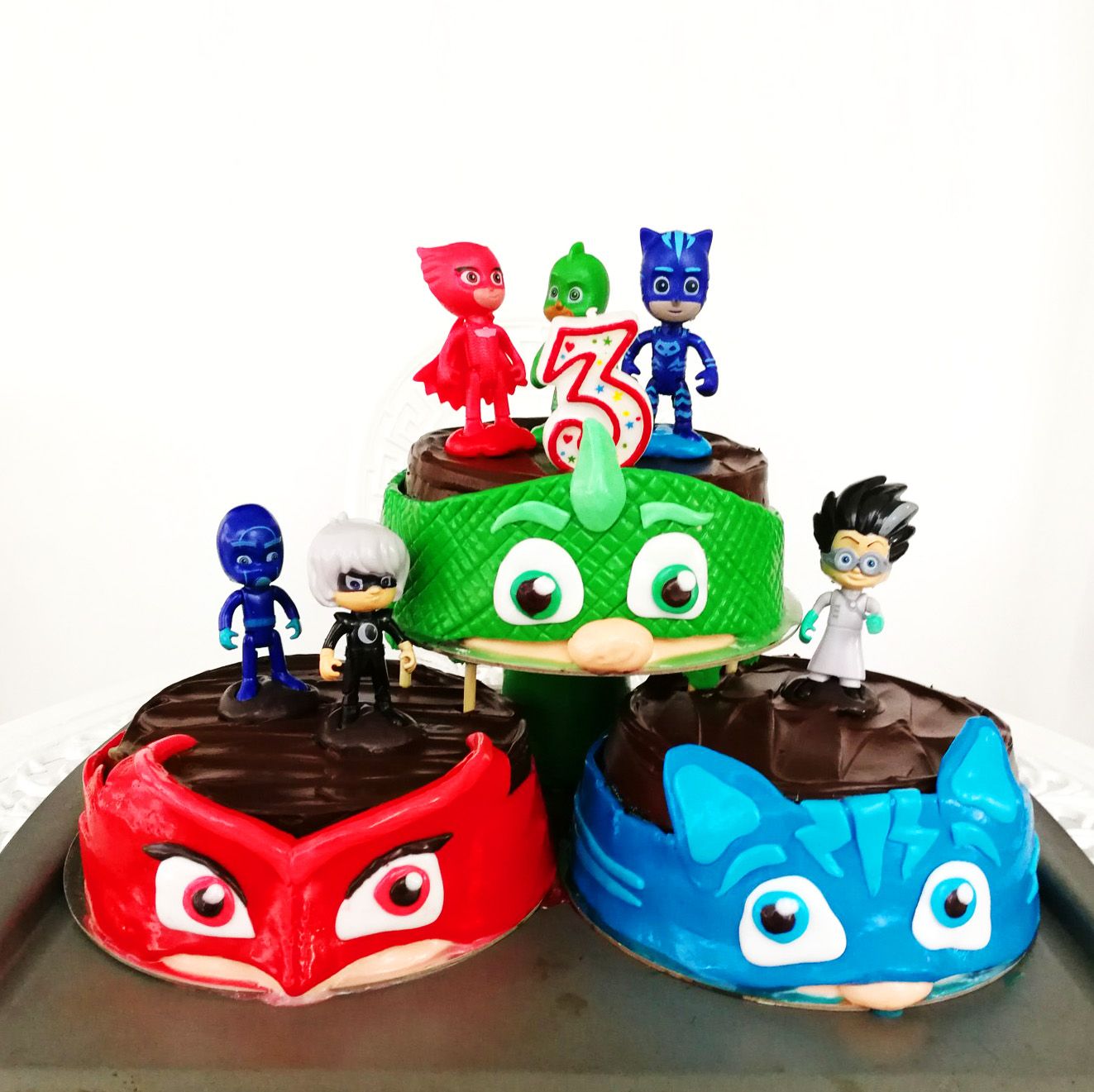 PJ Masks Fondant Cake Remix 10 Steps Instructables