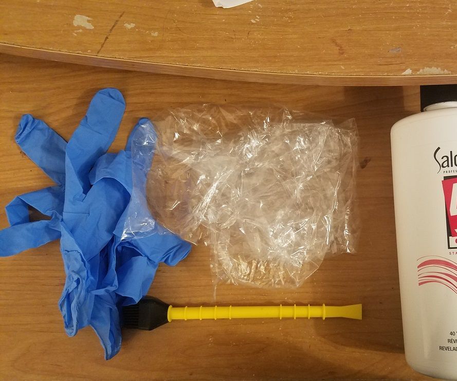 De-Yellowing an Original Game Boy "Retr0brite"