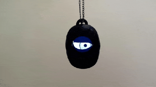 Uncanny Eye Pendant With ESP8266 and TFT Display for Halloween