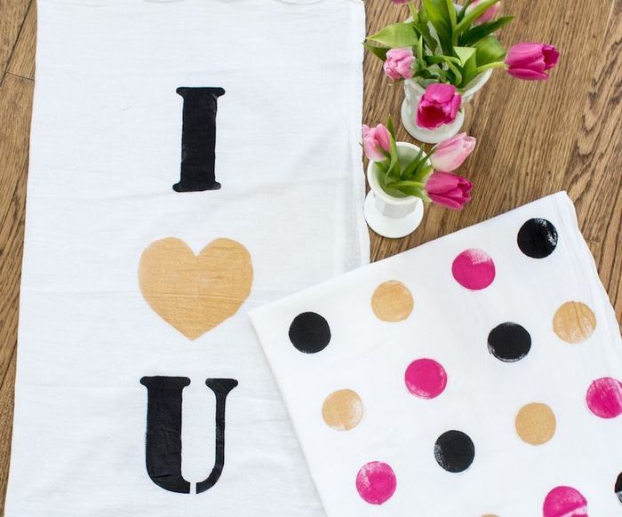 Valentine's Day Kitchen Towels